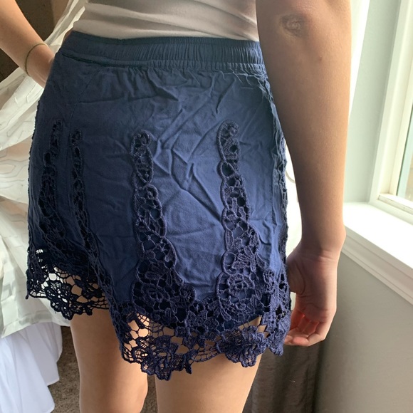 Blue shorts - Picture 2 of 3